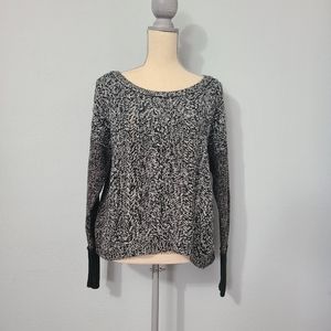 American Outfitters Knit‎ Sweater Size XL